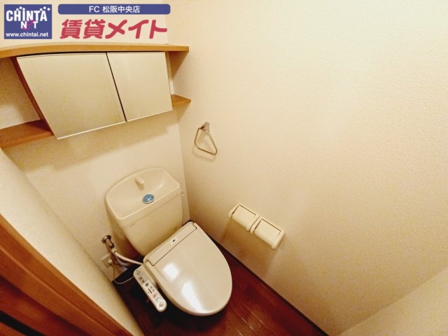 トイレ　反転タイプ参考写真