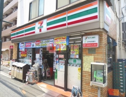 コンビニ　セブンイレブン・文京千駄木店（コンビニ）まで1081m