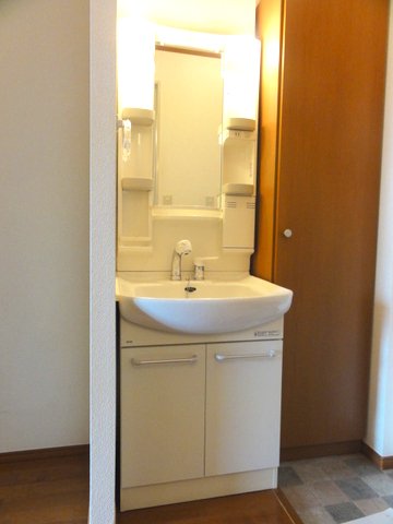 洗面設備　独立洗面化粧台