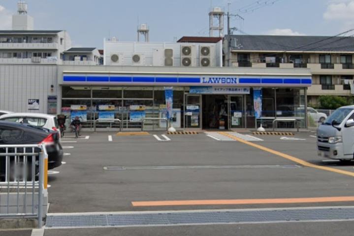 コンビニ　ローソン（コンビニ）まで1352m