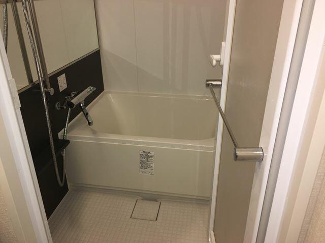 バス・シャワールーム　同タイプ　別号室