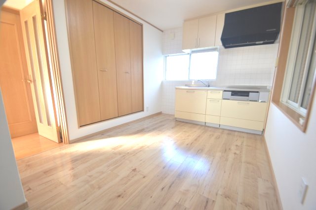 居室・リビング　居間です