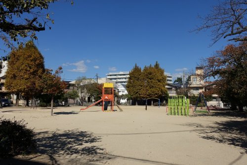 公園　甲四公園（公園）まで209m