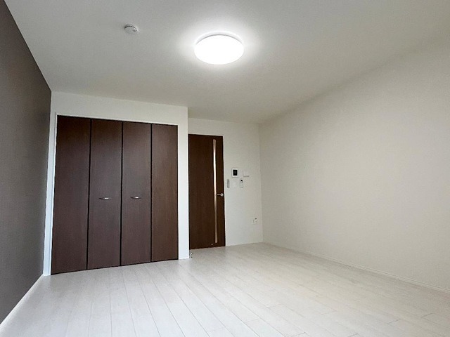 その他部屋・スペース　8.7帖の広々としたお部屋です♪