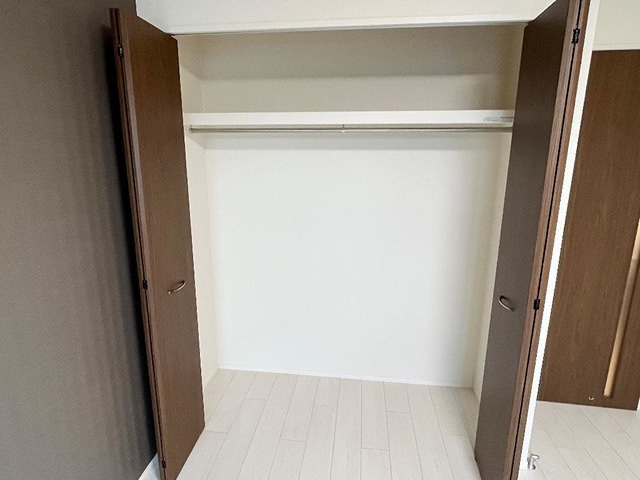 収納　奥行きのあるクローゼットです♪