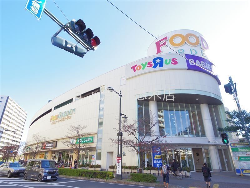 ショッピングセンター　トイザらスベビーザらス新座店（ショッピングセンター）まで420m