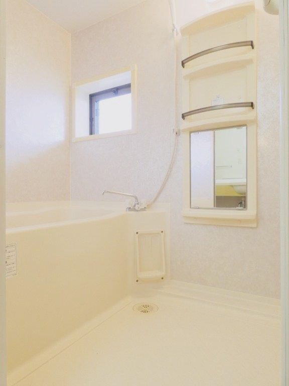 バス・シャワールーム　図面と現状に相違がある場合には現状を優先