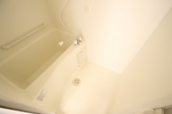 バス・シャワールーム　※別部屋の写真です