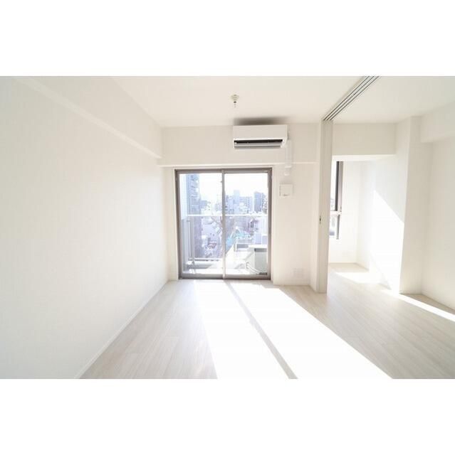 居室・リビング　※別部屋参考写真