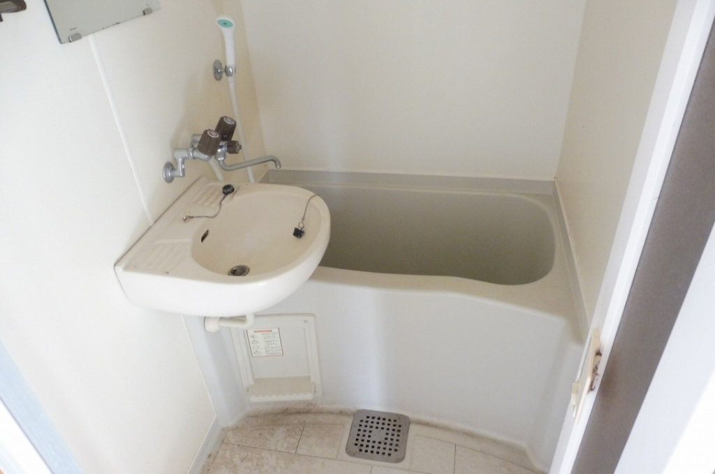 バス・シャワールーム　浴室