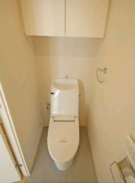 トイレ　収納付きトイレ