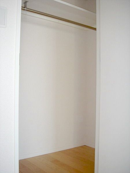 収納　ウォークインクローゼット