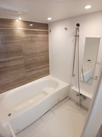 バス・シャワールーム　お風呂です