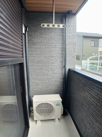 バルコニー　陽当たり良好なバルコニーです