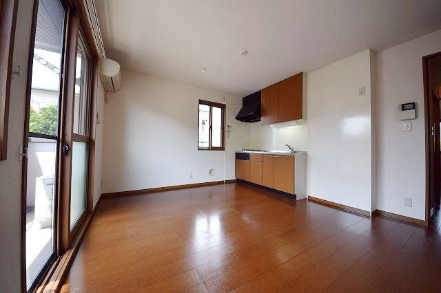 居室・リビング　★風通し良好です★