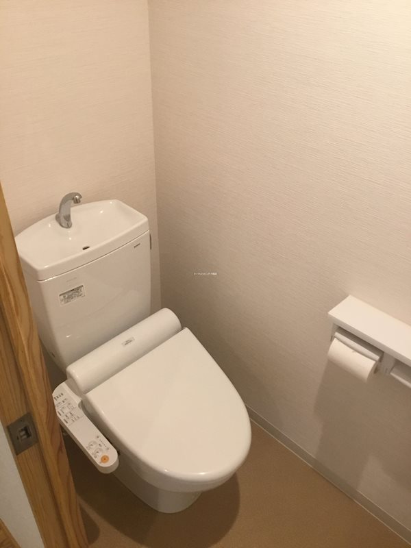 トイレ　トイレ