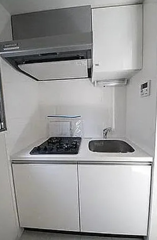 キッチン　別部屋の画像を使用しております。