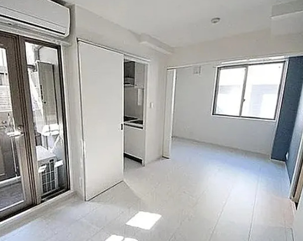 居室・リビング　別部屋の画像を使用しております。