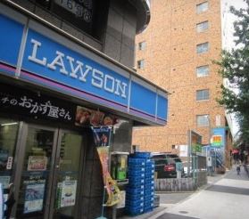 コンビニ　ローソン 渋谷本町一丁目店（コンビニ）まで217m