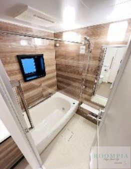 バス・シャワールーム　※同タイプの別のお部屋です。