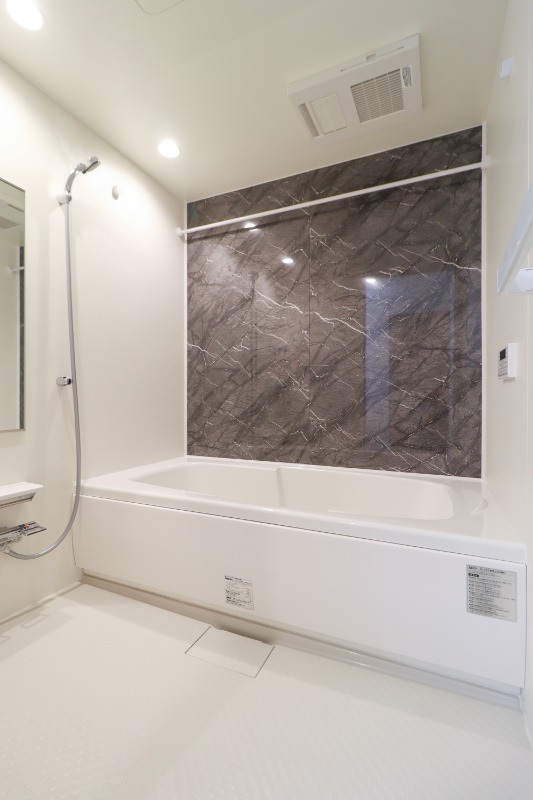 バス・シャワールーム　図面と現状に相違がある場合には現状を優先