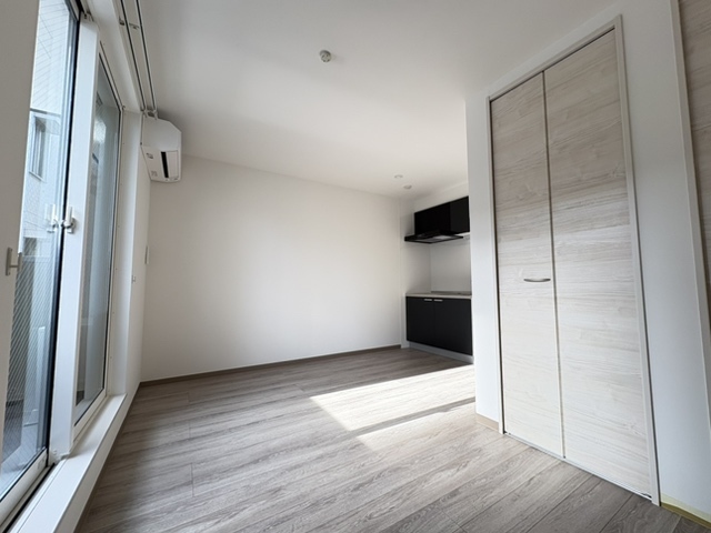 居室・リビング　◆８．６帖のワンルーム♪◆