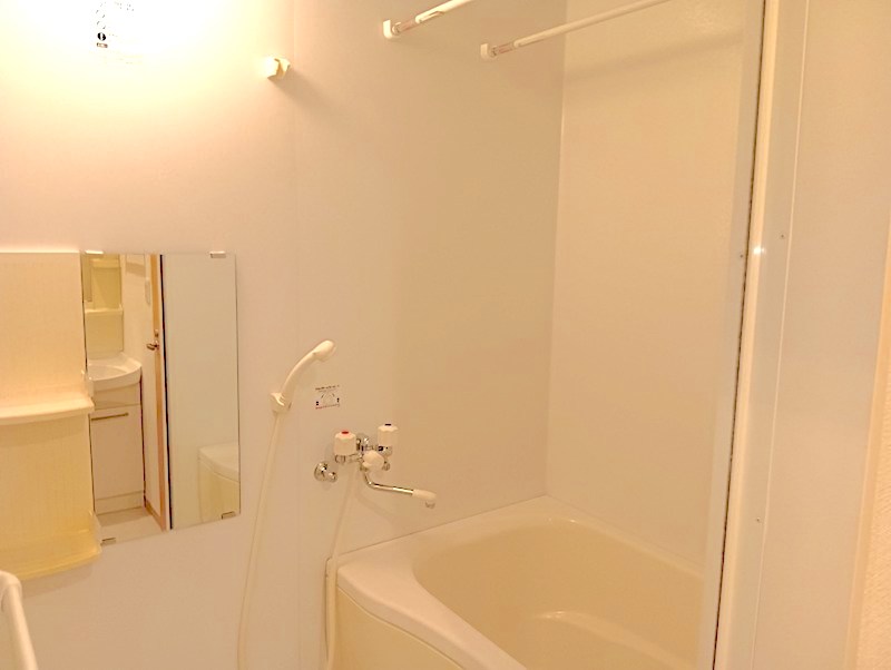バス・シャワールーム　浴室
