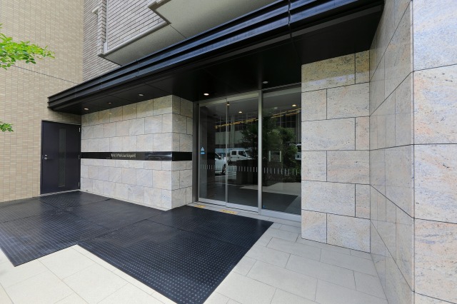 エントランス　エントランス