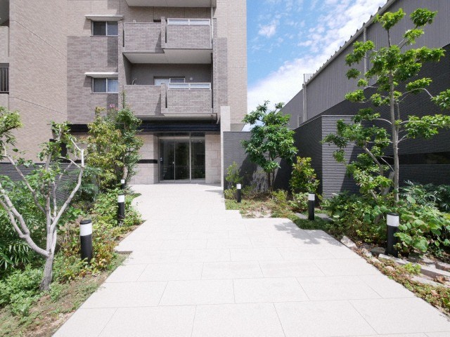 その他　エントランス