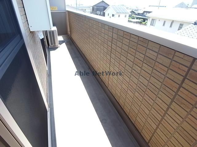 バルコニー　ベランダバルコニー