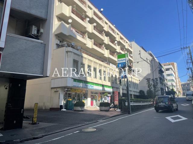 コンビニ　ファミリーマート 北大塚店（コンビニ）まで69m