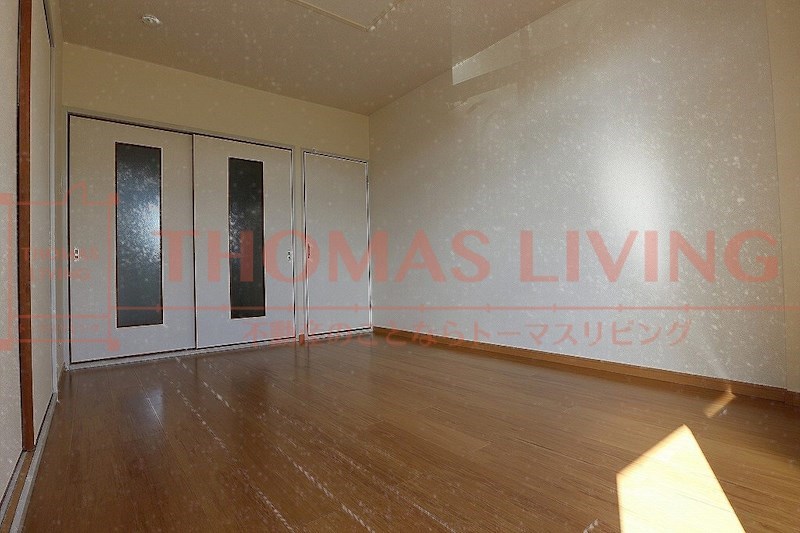 居室・リビング　写真は別号室のものです。