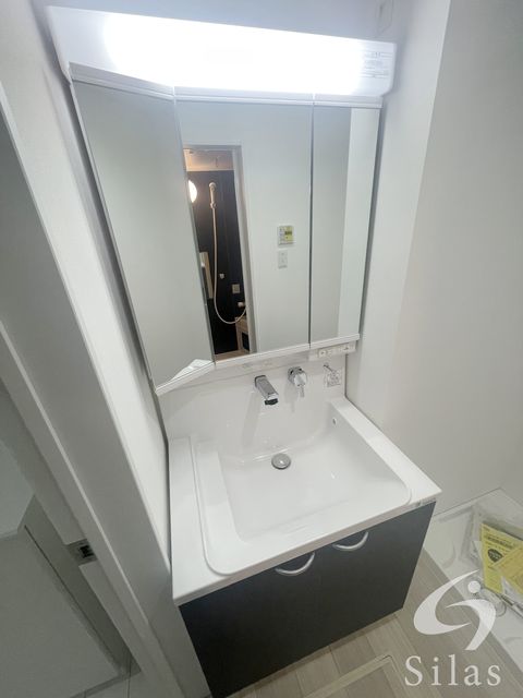 洗面設備　同仕様