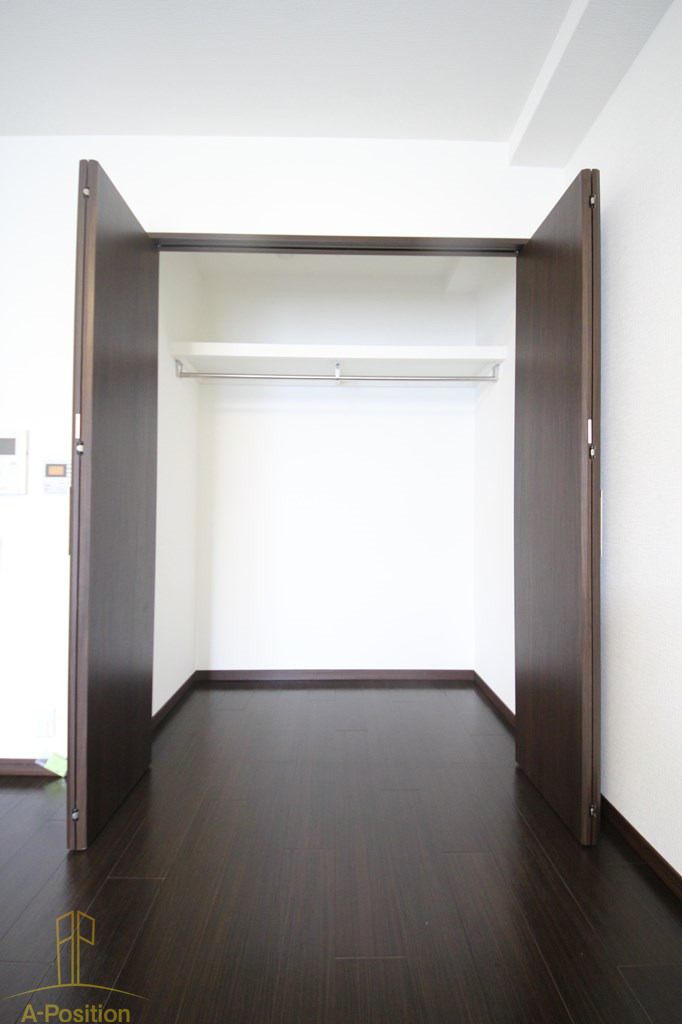 収納　プルミエール南本町