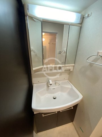 洗面設備　アーベル更紗北堀江　洗面化粧台