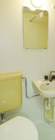 トイレ　ＲＫＢ２４