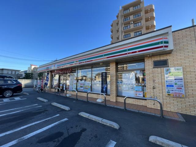 コンビニ　セブン－イレブン大宮櫛引１丁目店（コンビニ）まで388m