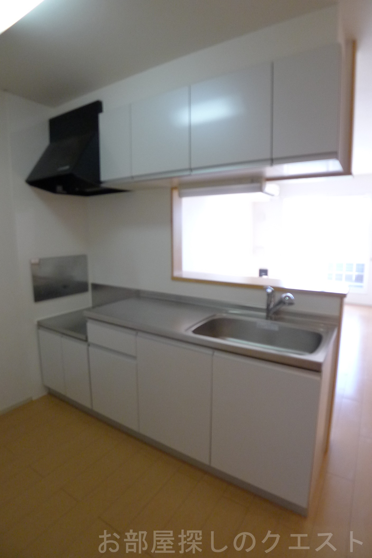 キッチン　（写真は同タイプ反転）