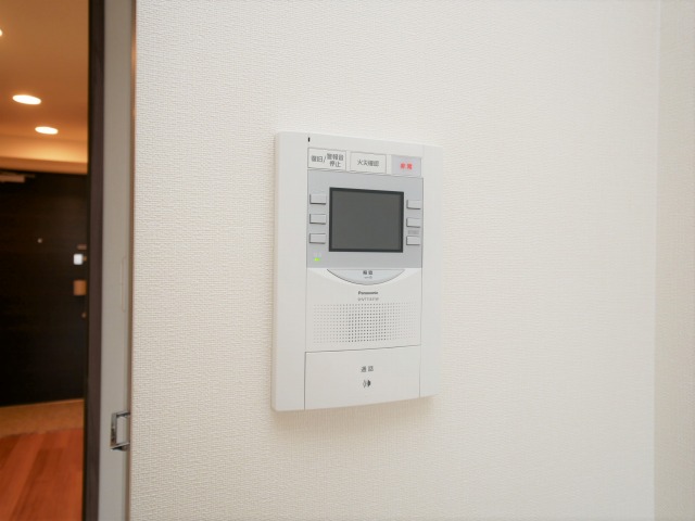 セキュリティ　モニター付きインターフォンです