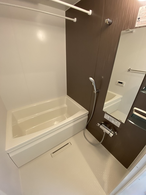 バス・シャワールーム　一日の疲れを癒してくれる大事な場所。