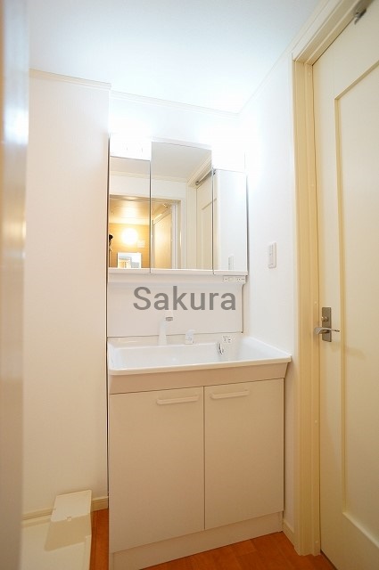 洗面設備　忙しい朝には欠かせない洗面所です♪