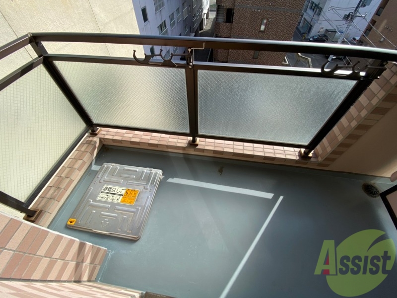 バルコニー　バルコニーです。洗濯物を干したり一息ついたりできますね！