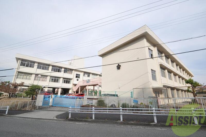 小学校　神戸市立菅の台小学校（小学校）まで580m