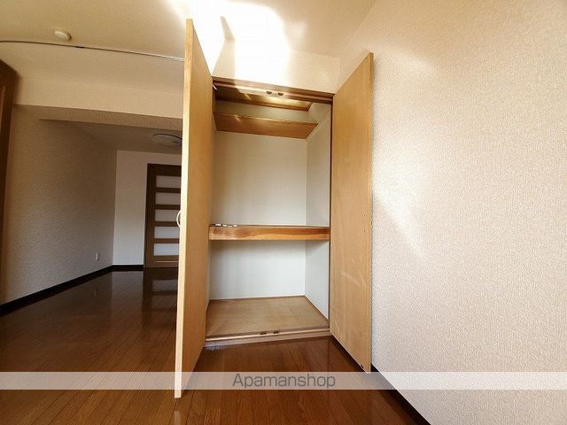 ウィステリーの内装写真