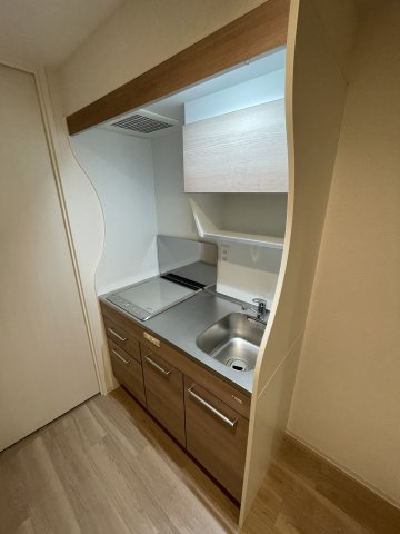 キッチン　セレニテ本町リアン　キッチン