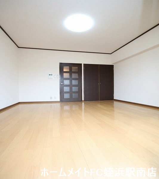 居室・リビング　★女性専用マンションです！★参考写真