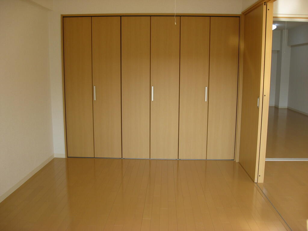 収納　※同タイプの部屋の写真のため、現状と異なる場合がございます。