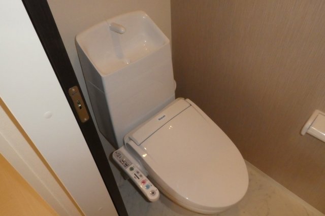 トイレ　ウォシュレット