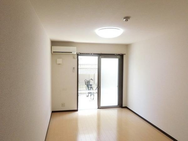 その他部屋・スペース　明るい洋室！