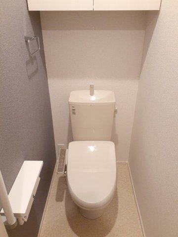 トイレ　ゆったりとした空間のトイレです